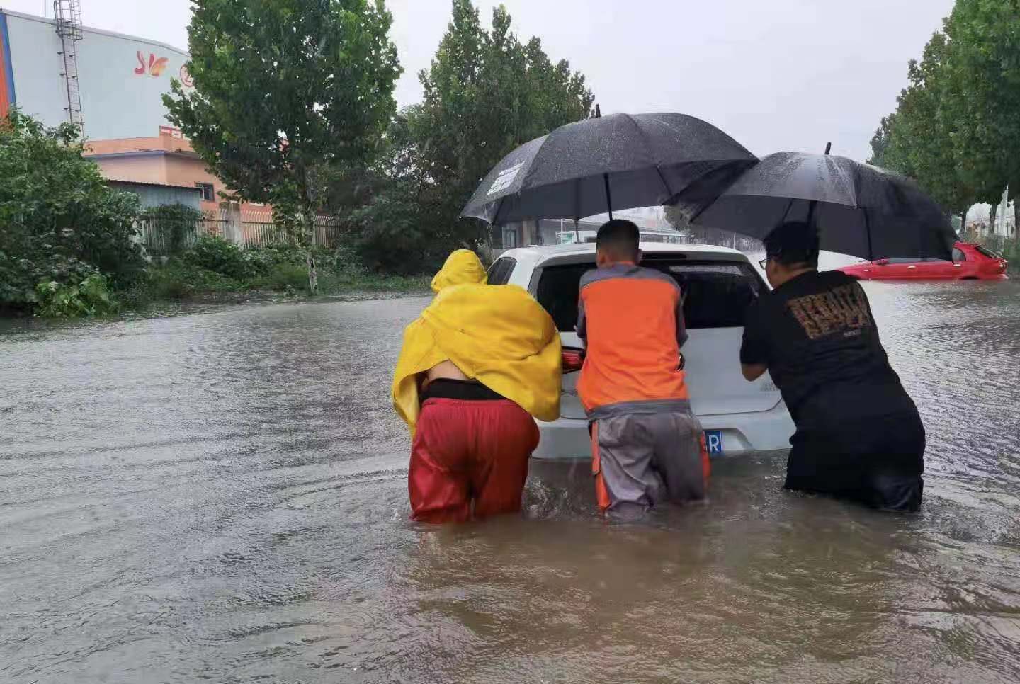 都邦保险快速启动应急预案应对河南特大暴雨